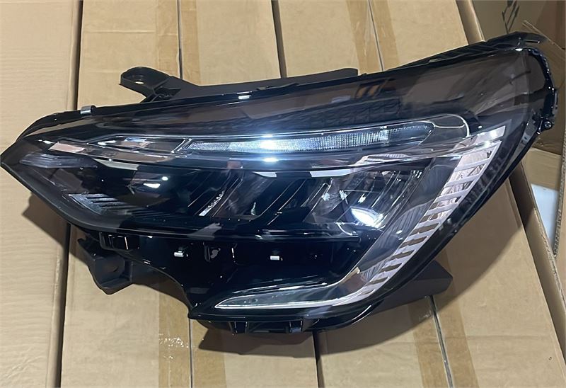 Renault Clio 5 - V SOL Far Elektikli Motorlu Ledli Siyah Taban